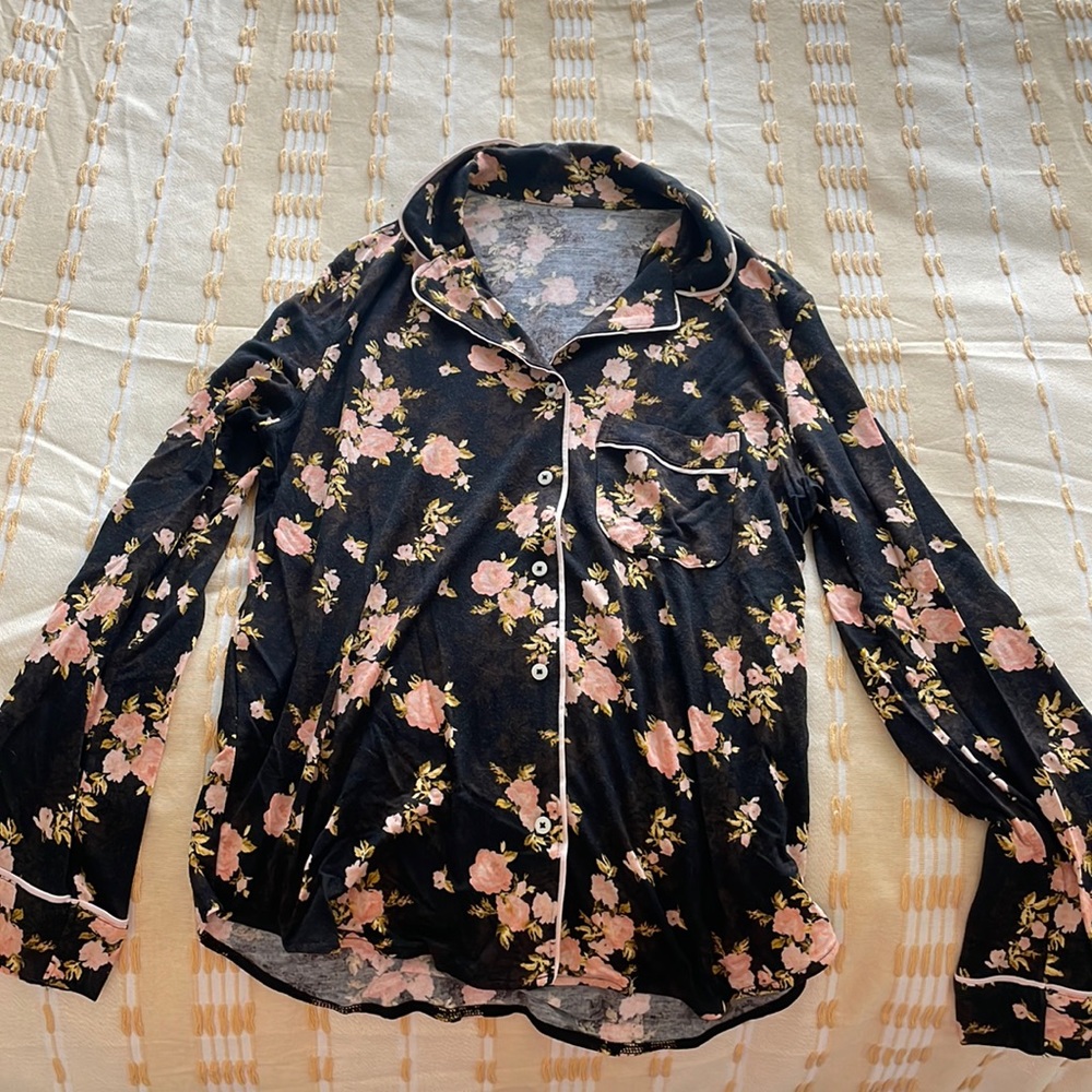 2 Piece Silky Soft Victoria Secret Pajama Set